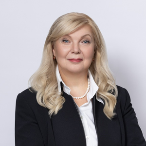 Irina Kuchukova (Moderator, Head of the Department for Working with Key Clients at MOEX)