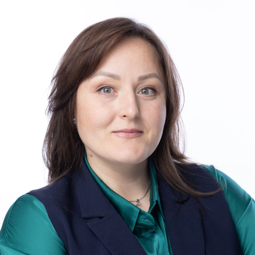 Ивченко Анна (Заместитель директора департамента аутсорсинга учета и отчетности at Konsu) Ивченко Анна (Заместитель директора департамента аутсорсинга учета и отчетности at Konsu)